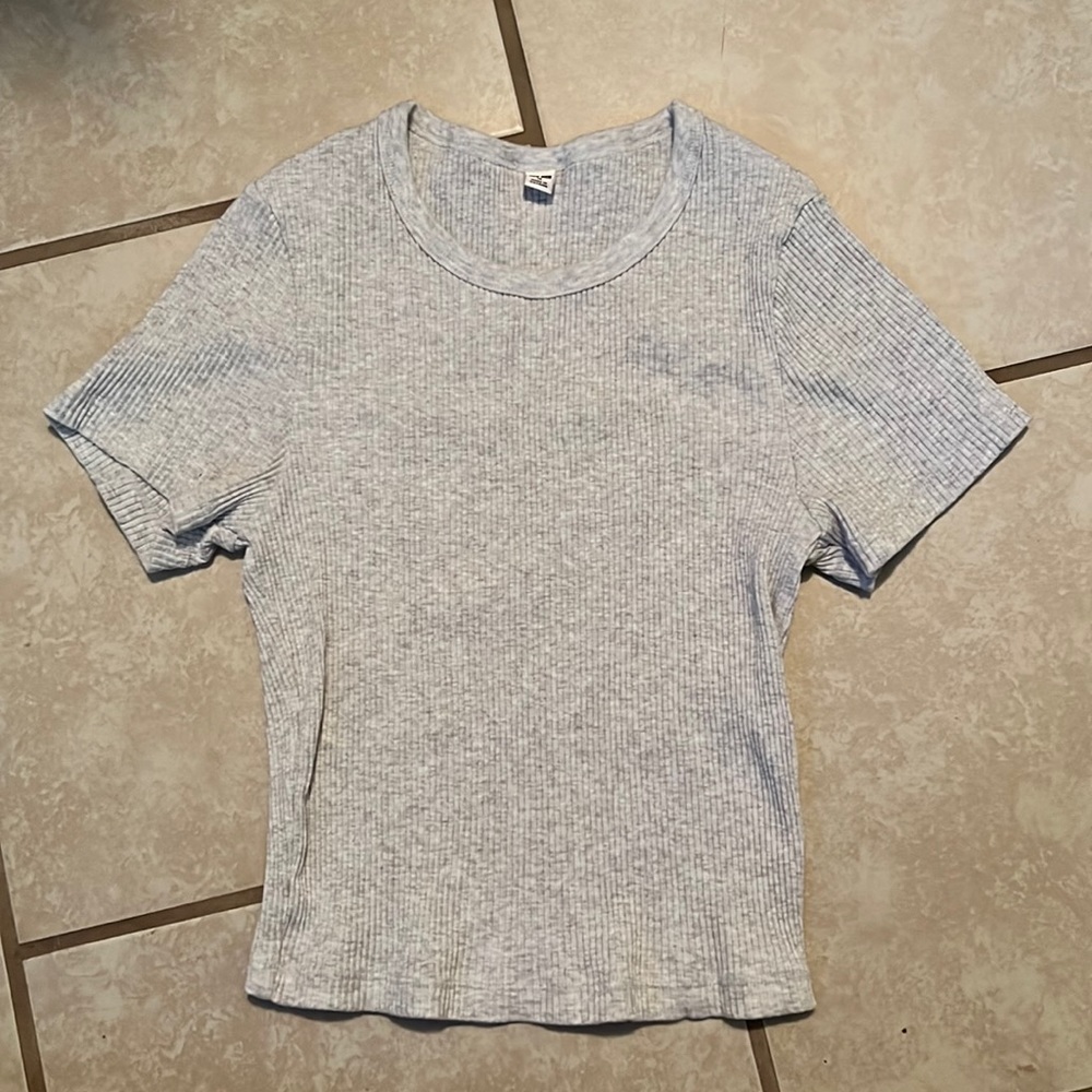 UNIQLO Cropped Ribbed Tee